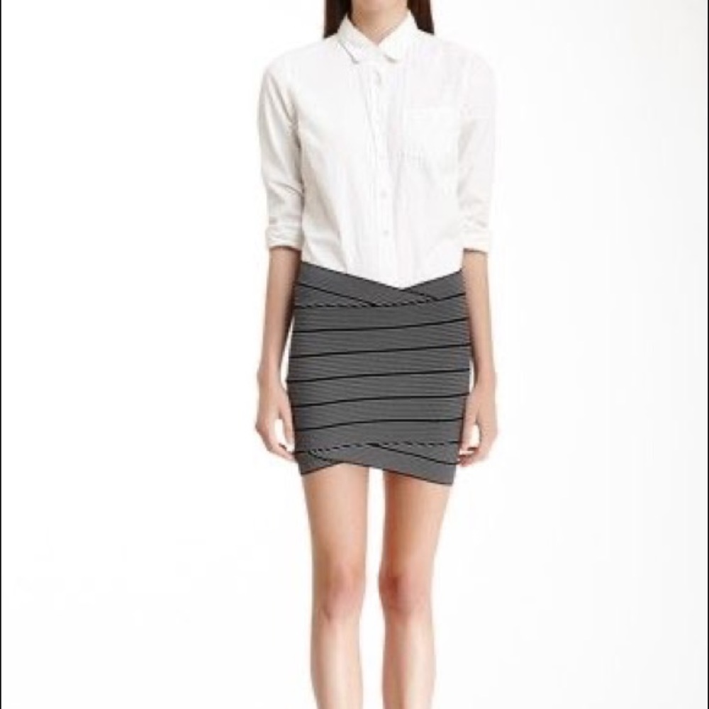 Striped bandage/bodycon mini skirt